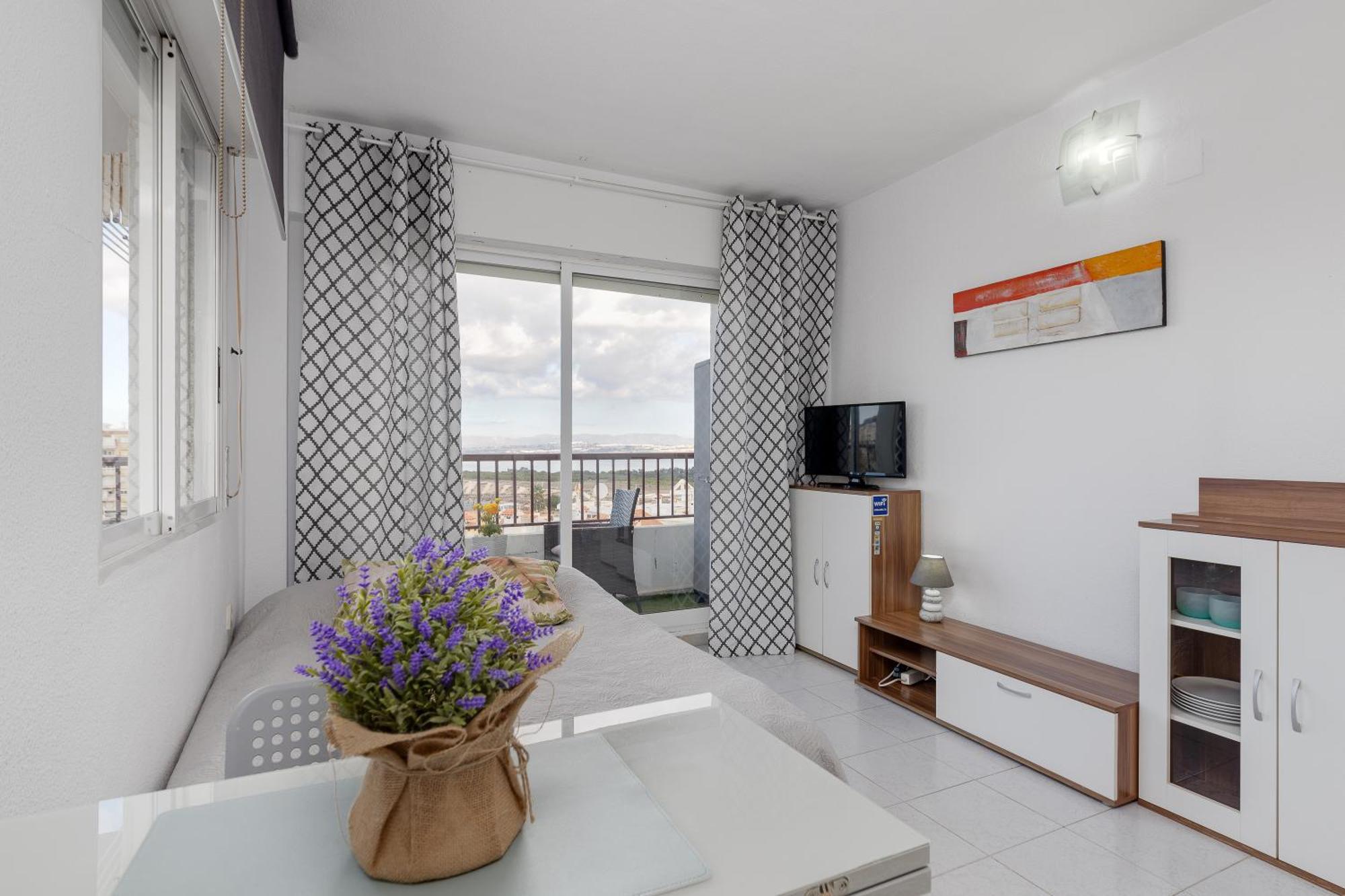 Estudio Jardin Del Mar * Torrevieja